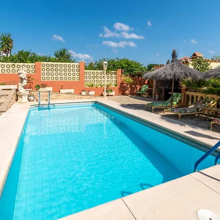 Coastal Retreat 5br - Pool & Seaviews Villa *