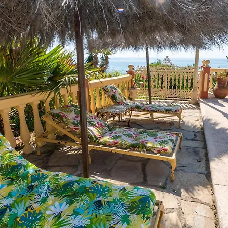 Coastal Retreat 5br - Pool & Seaviews Villa *