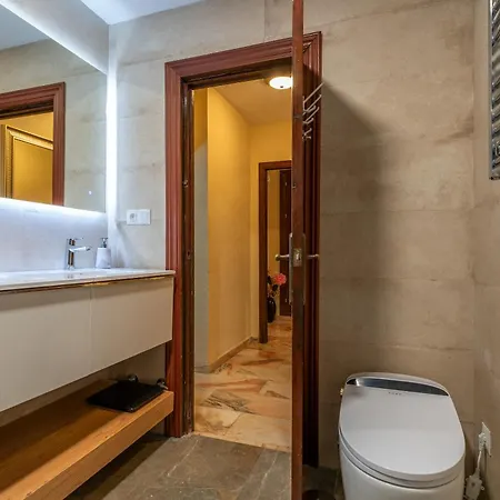 Coastal Retreat 5br - Pool & Seaviews Villa *