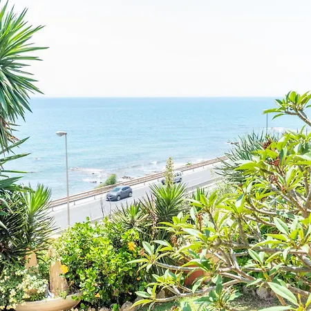 Coastal Retreat 5br - Pool & Seaviews Fuengirola