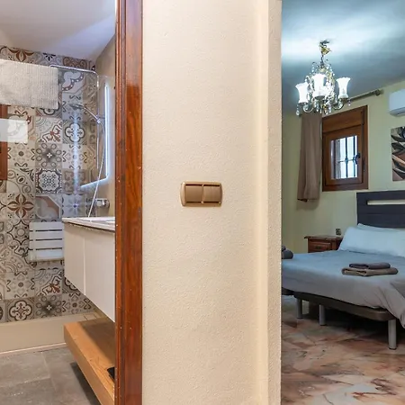 Villa Coastal Retreat 5br - Pool & Seaviews Fuengirola
