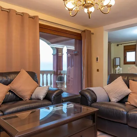 Coastal Retreat 5br - Pool & Seaviews Fuengirola